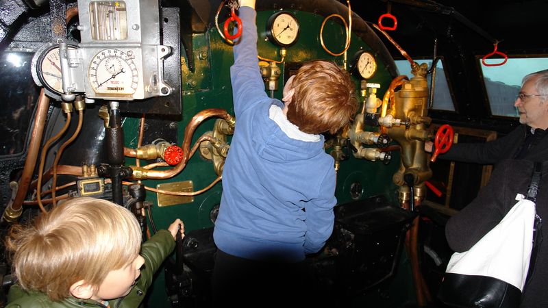 Brussels museum train world kids