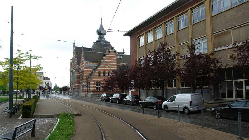 Brussels museum train world building