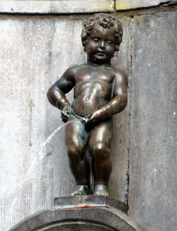 BRUSSELS PEEING BOY PIPED WATER SPITTER STATUE Fountain Pool Garden Sculpture 